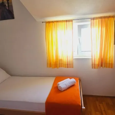Apartment House Vruje *