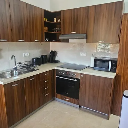 House Vruje *